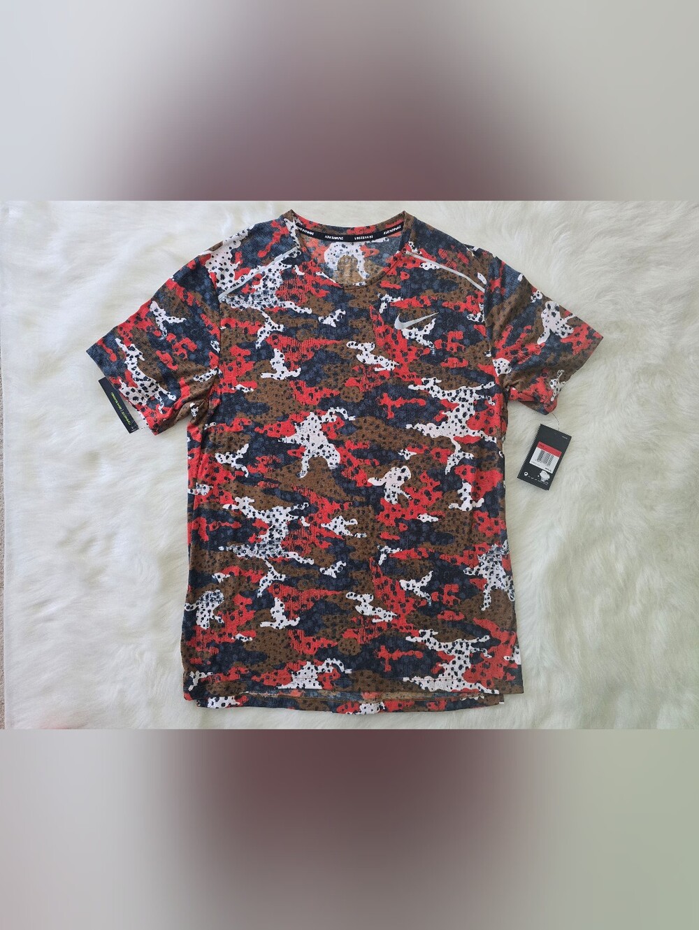 Nike Men’s Breathe Rise 365 Running Shirt Large